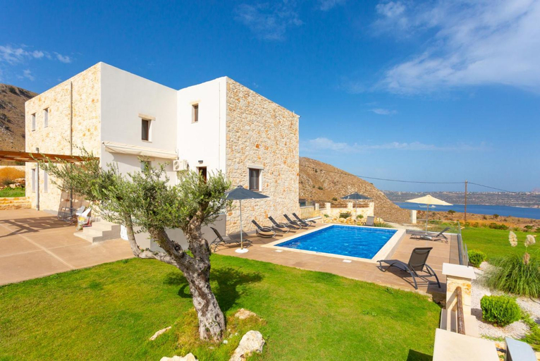 Others 4, Villa Lulla, Crete