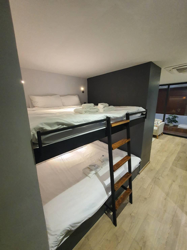Bedroom 26