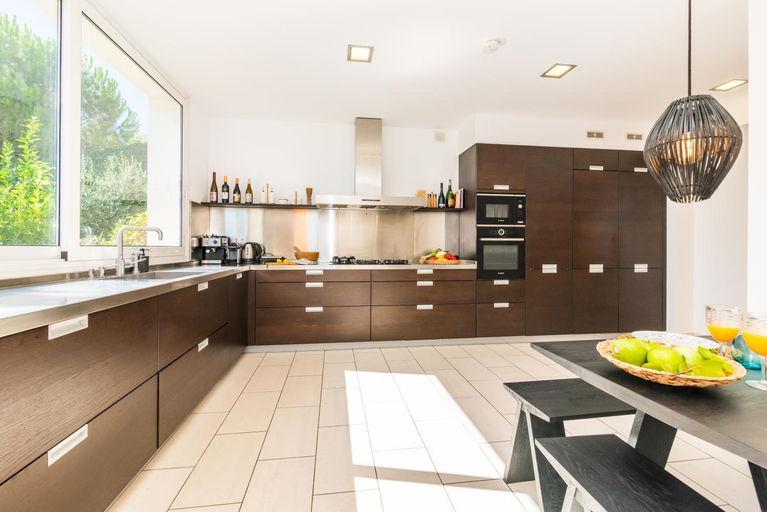 Kitchen 5, Villa Miramar by Glasir, Barcelona