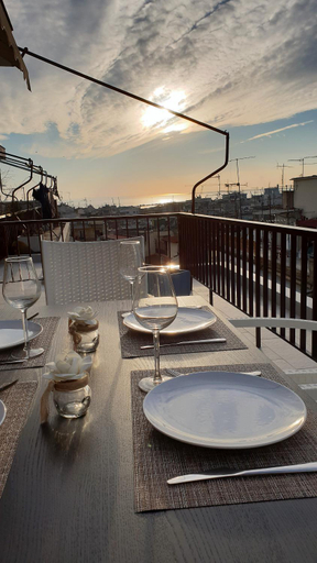 Food & Drinks 3, Seaview Deluxe Apartments Thessaloniki, Central Macedonia