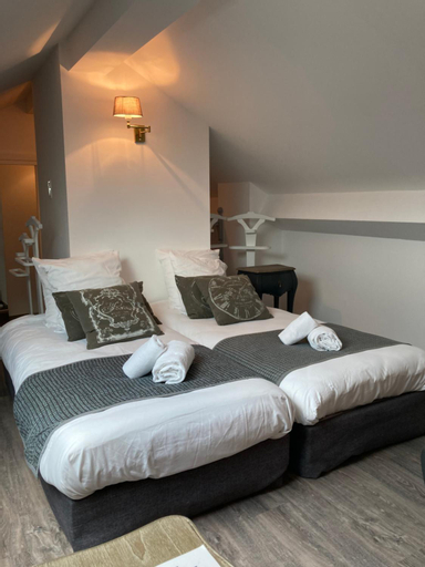 Bedroom 10