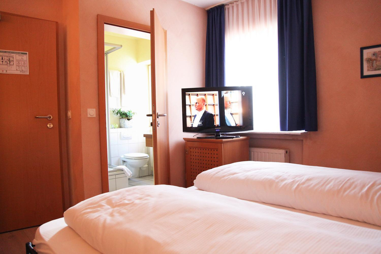 Others 3, Hotel La Scala, Gelsenkirchen