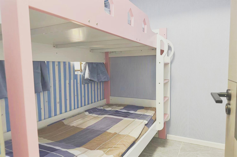 apt 4BR10pax, 2bar ,1mins mtr, Kowloon