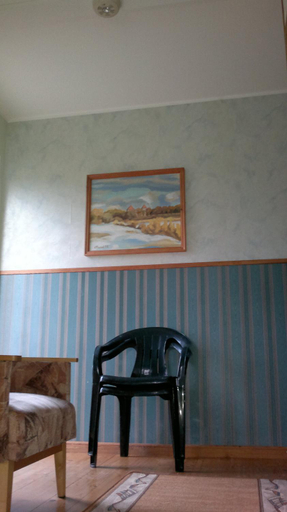Others 3, Transvaali 28 B&B, Kuressaare