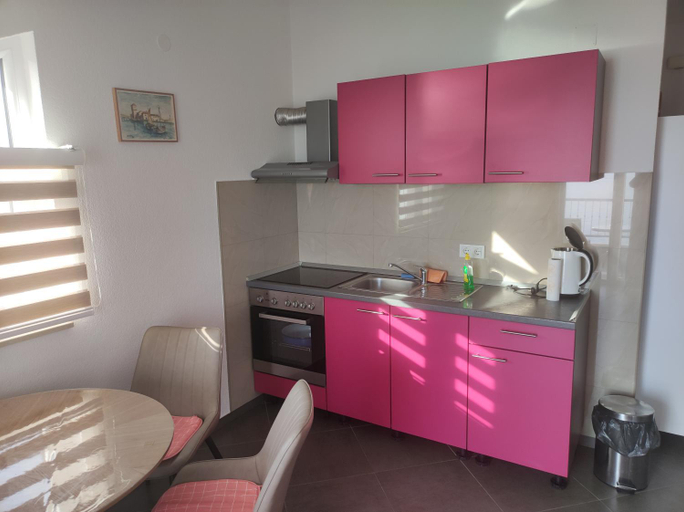 Others 4, Apartments Blaza, Podstrana