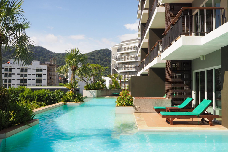 Swimming Pool 16
