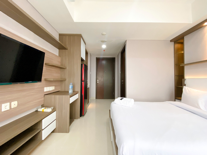 Bedroom 2, Modern and Comfy Studio at Pollux Chadstone Apartment By Travelio, Cikarang