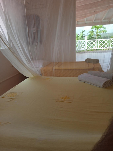 Others 5, Villa Alizea, Capesterre-de-Marie-Galante