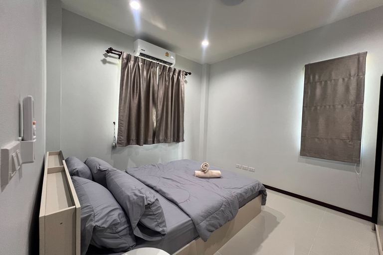 Bedroom 4, POOMe House, Hat Yai