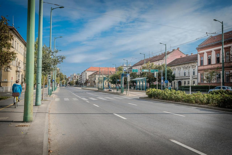 Others 4, Rozsa Apartmanhaz, Szeged