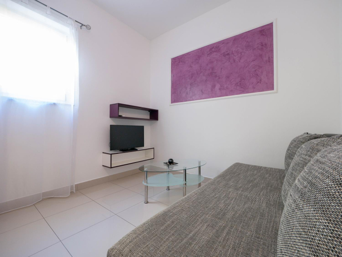 Others 4, Cozy apartment with breakfast on request 1, Pula