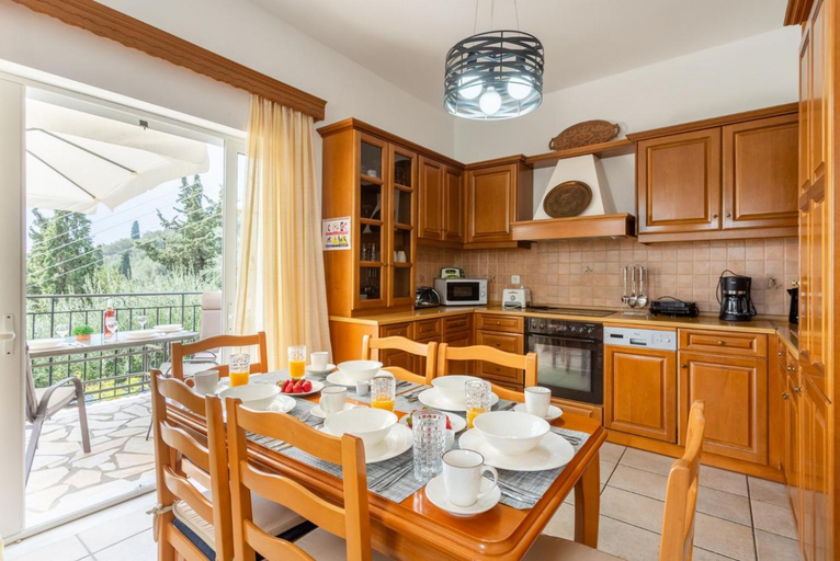 Others 5, Villa Evie, Ionian Islands