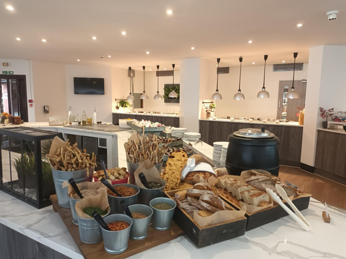 Food & Drinks 4, Moor Hall Conference Centre, Windsor and Maidenhead
