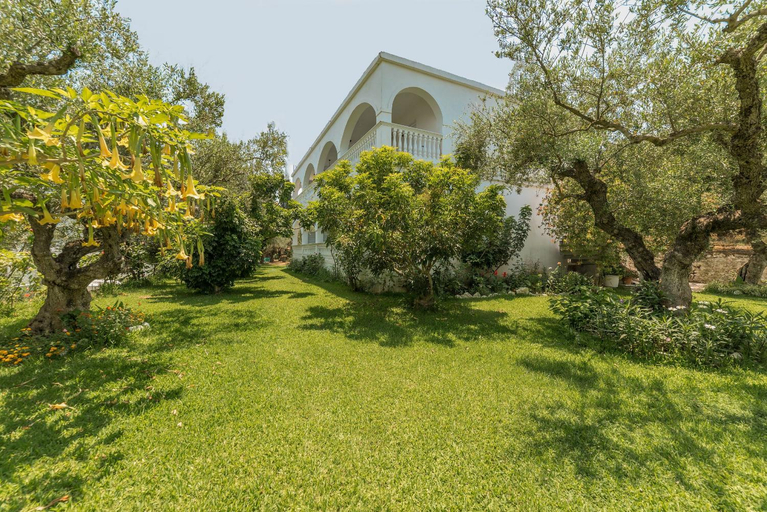 Others 5, Ruassi Studios, Ionian Islands