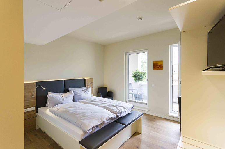 Bedroom 2, Gasthaus Zur Noll, Jena