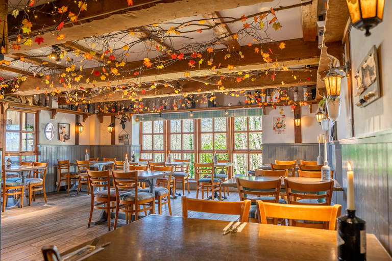 Food & Drinks 4, The Oak Tree Inn, Stirling
