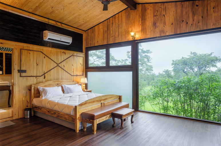 Bedroom 2, The Arboreal Resort, Pune