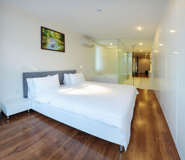 Bedroom 2, Lucky Residence Suites, District 3