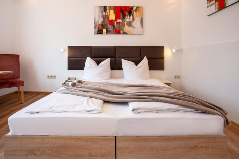 Others 4, Relax Wellnesshotel Stuttgart, Stuttgart