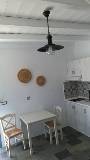 Others 5, Pontoria Stegna Studios, South Aegean