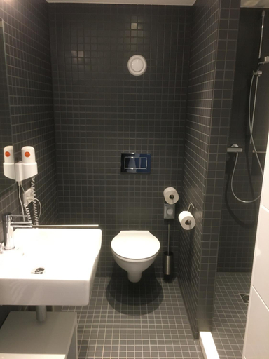 Bathroom 2, Evangelische Tagungsstatte Bad Boll, Göppingen