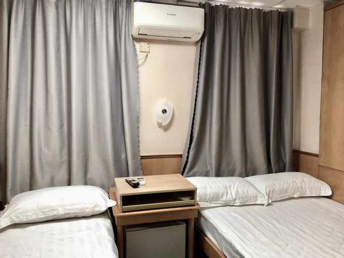 Bedroom 1, Good Fortune Inn, Kowloon