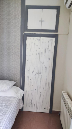 Others 4, Hostal Romero, Madrid