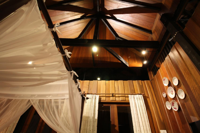 Bedroom 3, Baan Luang Rajamaitri Historic Inn, Muang Chanthaburi