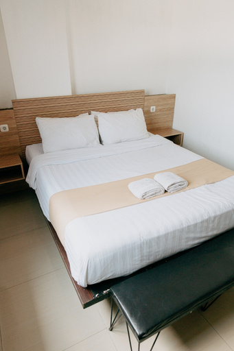 Bedroom 5, De La Charis Hotel Kediri, Kediri