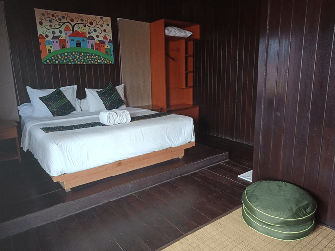 Bedroom 12
