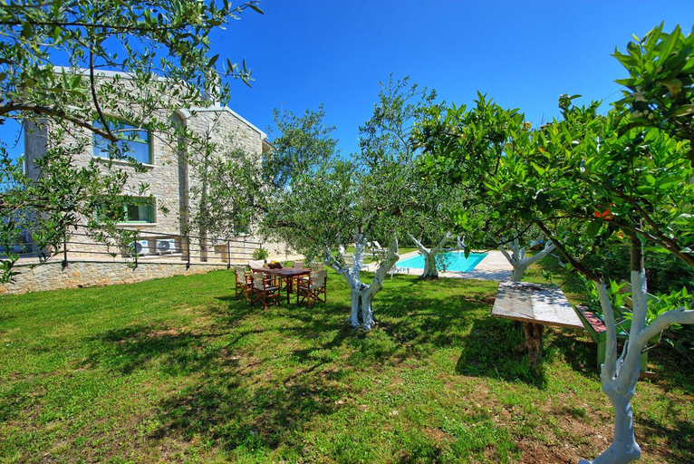 Garden 4, Villa Elaia by PosarelliVillas, Ionian Islands