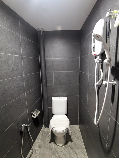 Bathroom 5, Juru Hotel, Central Seberang Perai