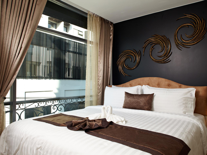 Bedroom 23