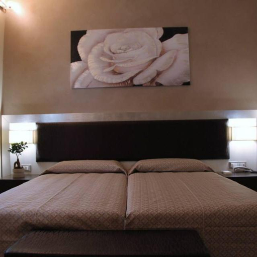 Others 2, Il Viale b&b, Pisa