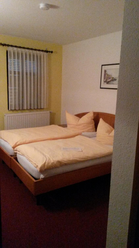 Bedroom 2, Eiscafe-Pizzeria-Hotel Rialto, Nordsachsen