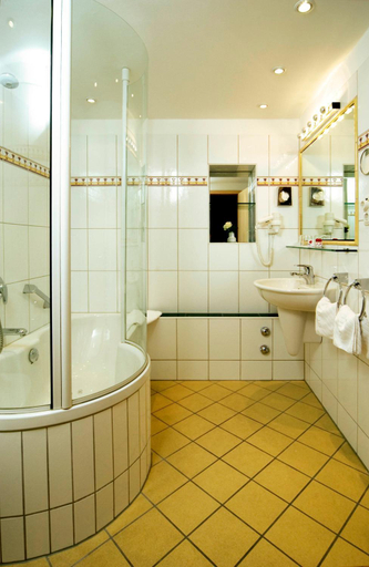 Bathroom 4, Hotel Ludwig Superior, Köln