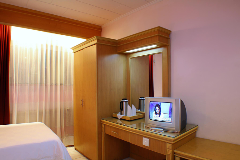 Bedroom 8