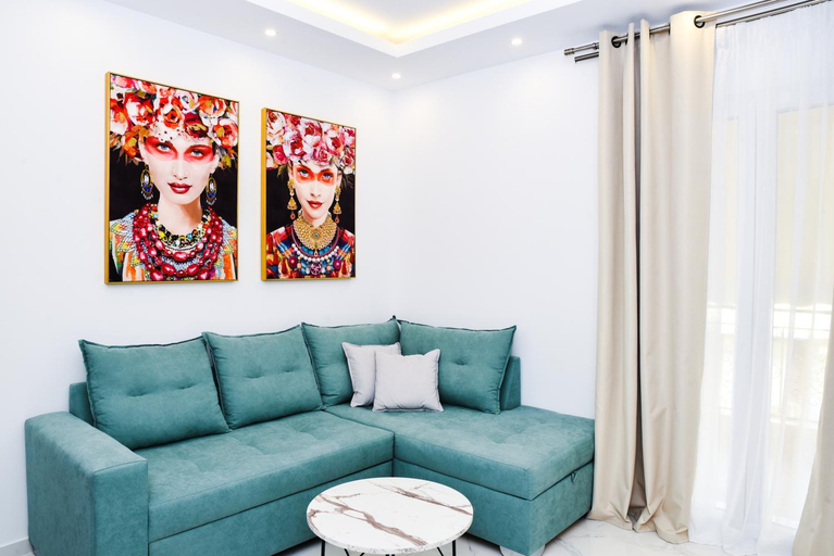 Others 2, La Perla Apartments, Peloponnese