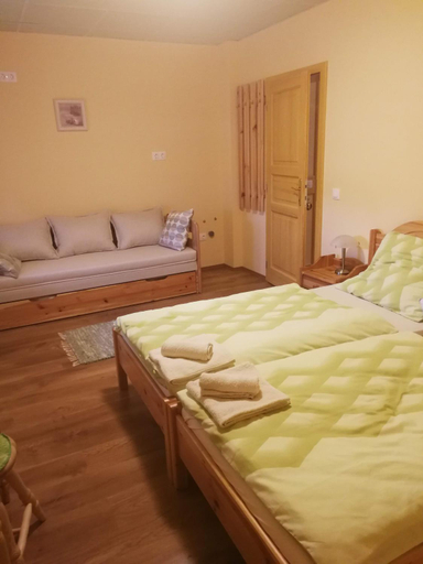 Bedroom 2, Levendulas haz, Letenye