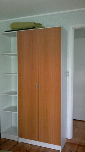 Others 5, Transvaali 28 B&B, Kuressaare