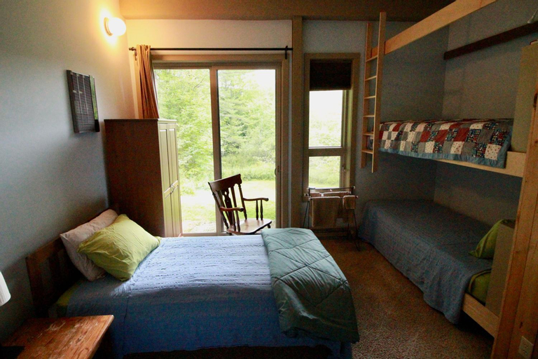 Bedroom 12