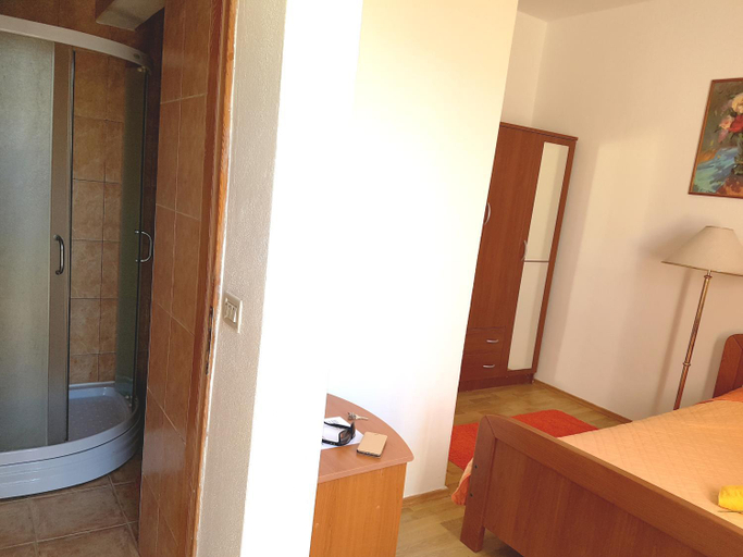 Bathroom 2, Room Cvita, Trogir