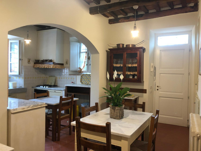 Dining Room 13