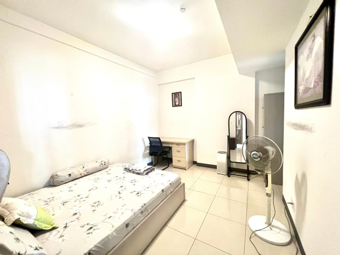 Bedroom 12