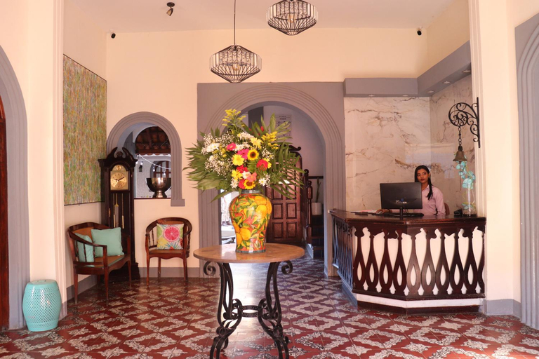 Public Area, Hotel Los Balcones Leon, León