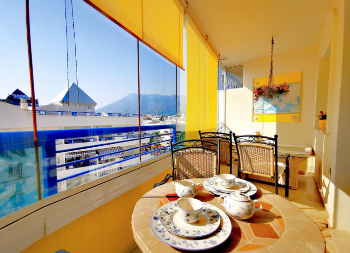Food & Drinks 5, Banana Beach II - EaW Homes, Málaga