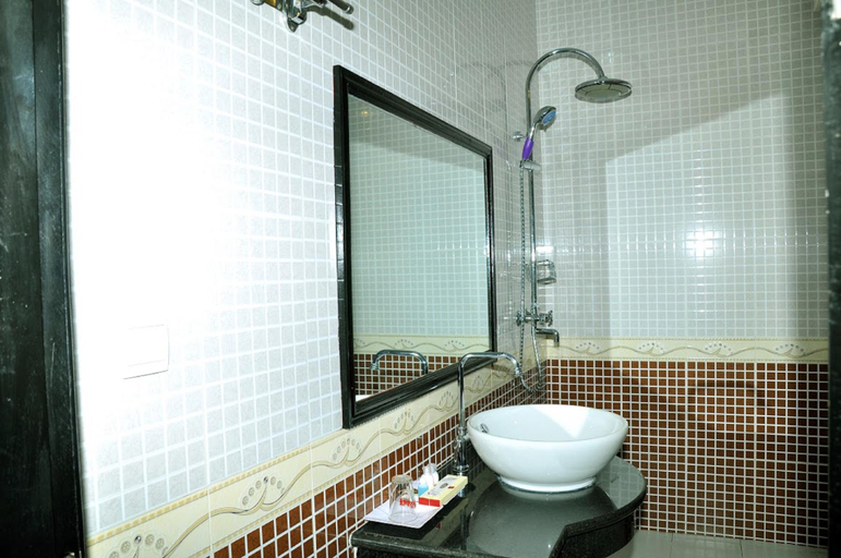 Bathroom 3