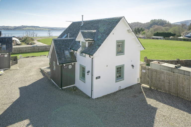 Exterior & Views 2, The Oak Tree Inn, Stirling