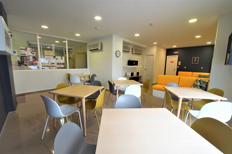 Food & Drinks 4, Residencia Campus Confort San Carlos, Málaga