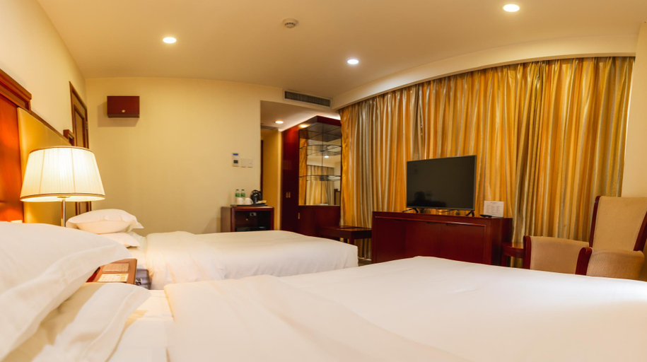 Bedroom 8
